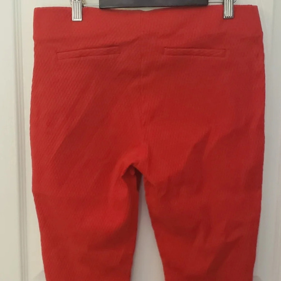 Mercer & Madison Red Textured Leggings - Picture 11 of 14
